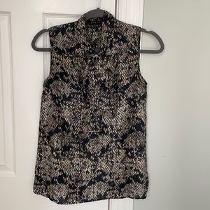 Theory lizard print tie neck sleeveless blouse